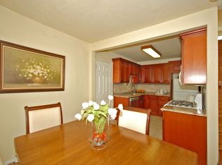 5 Muller Pl, Little Falls, NJ 07424