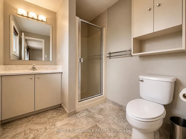 22 Bartley Cres — Photo 29