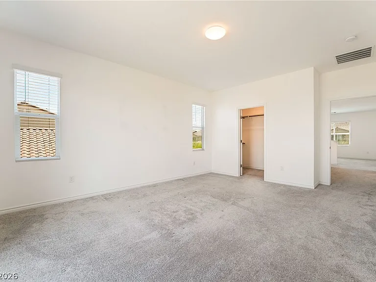 3952 Henny Ave — Photo 32