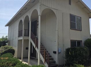 332 NE 9th St #A, Grants Pass, OR 97526