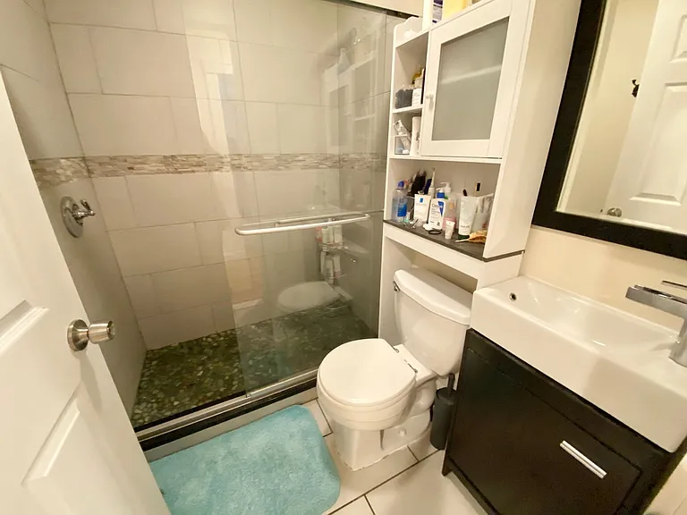 7 Oswald St #3 — Photo 5