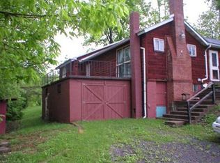 1472 Plum Run Rd, Mannington, WV 26582