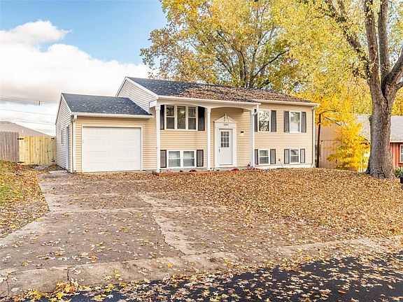 2nd image of 5303 Red Barn Ln