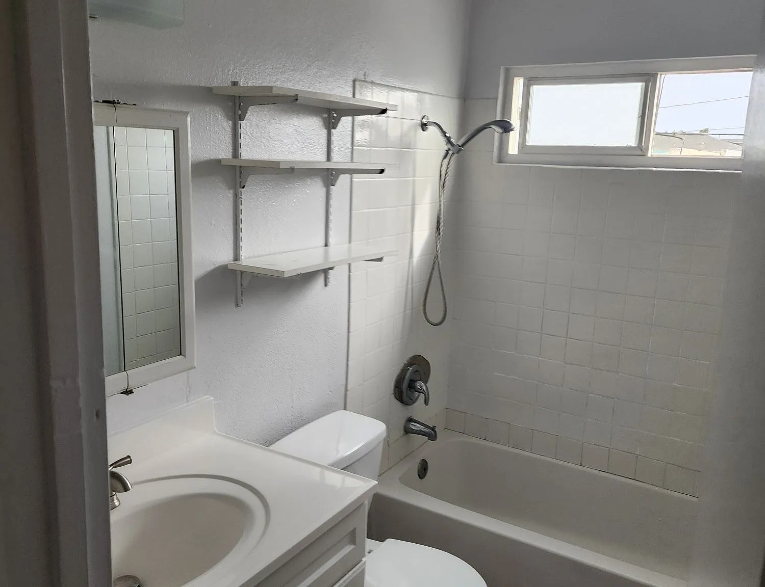 2 bed, $1,950 — Photo 4