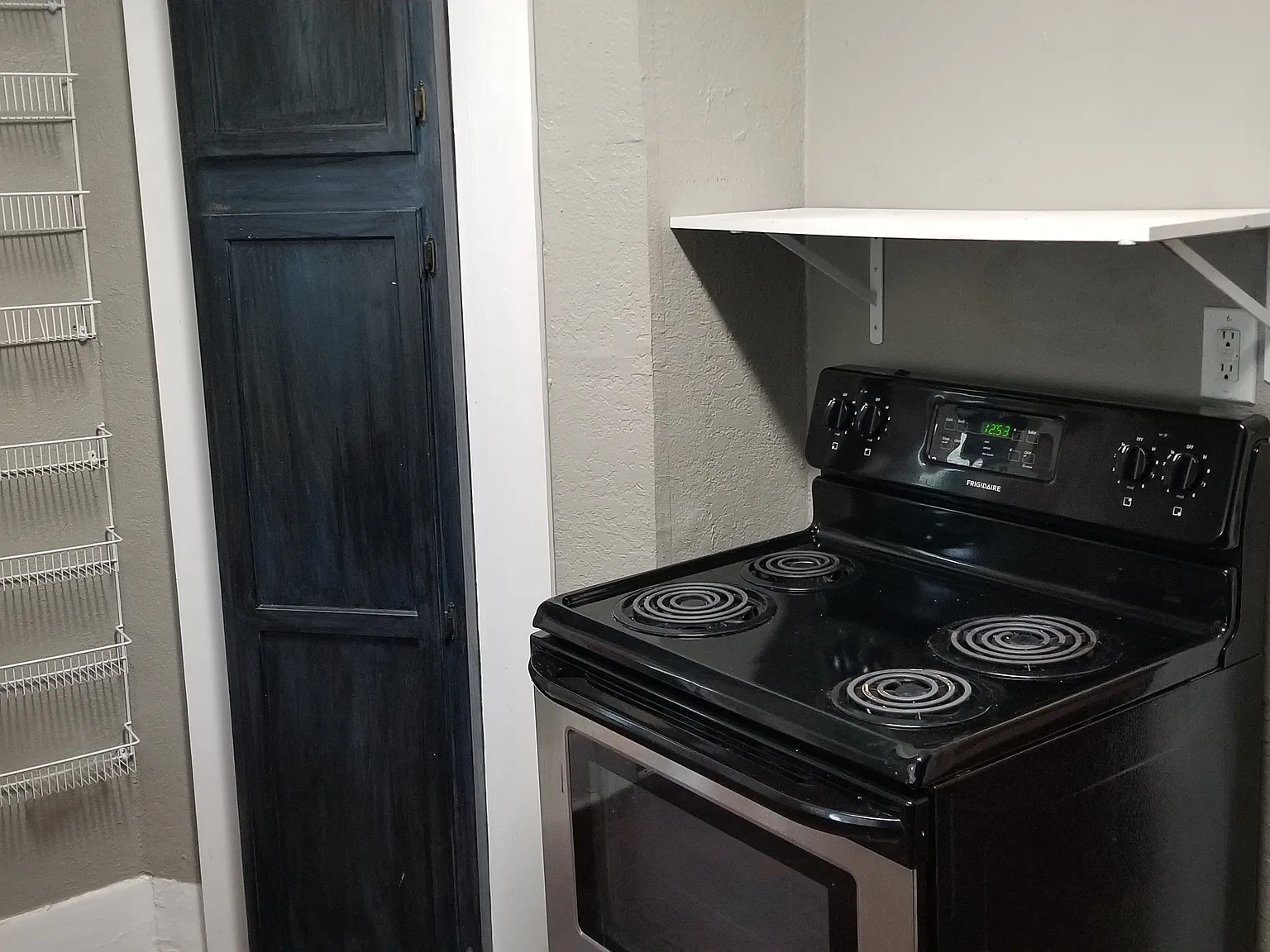 4 bed, 1600 sqft, $1,350 — Photo 2