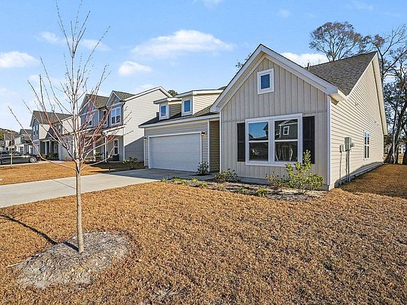 4th image of 3084 Palma Way