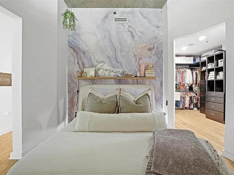 923 Peachtree St NE #924 — Photo 14