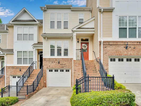 7119 Founders Club Ct, Charlotte, NC 28269