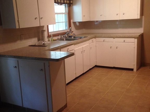 5th image of 1238 Franklin Ave