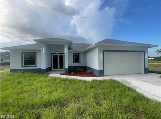 2702 30th St SW, Lehigh Acres, FL 33976