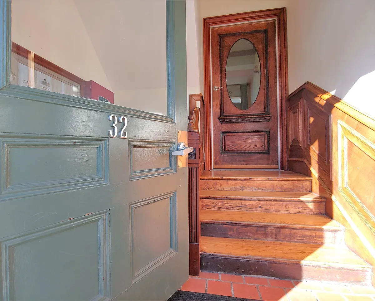 Building Photo - 32 Dennison St #6
