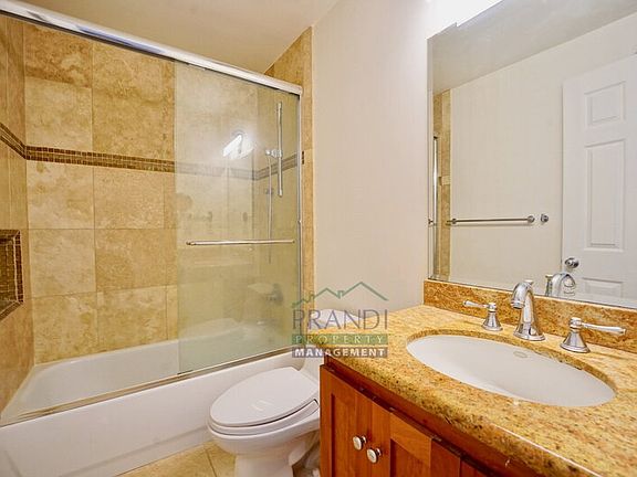 4th image of 39 Forest Ln