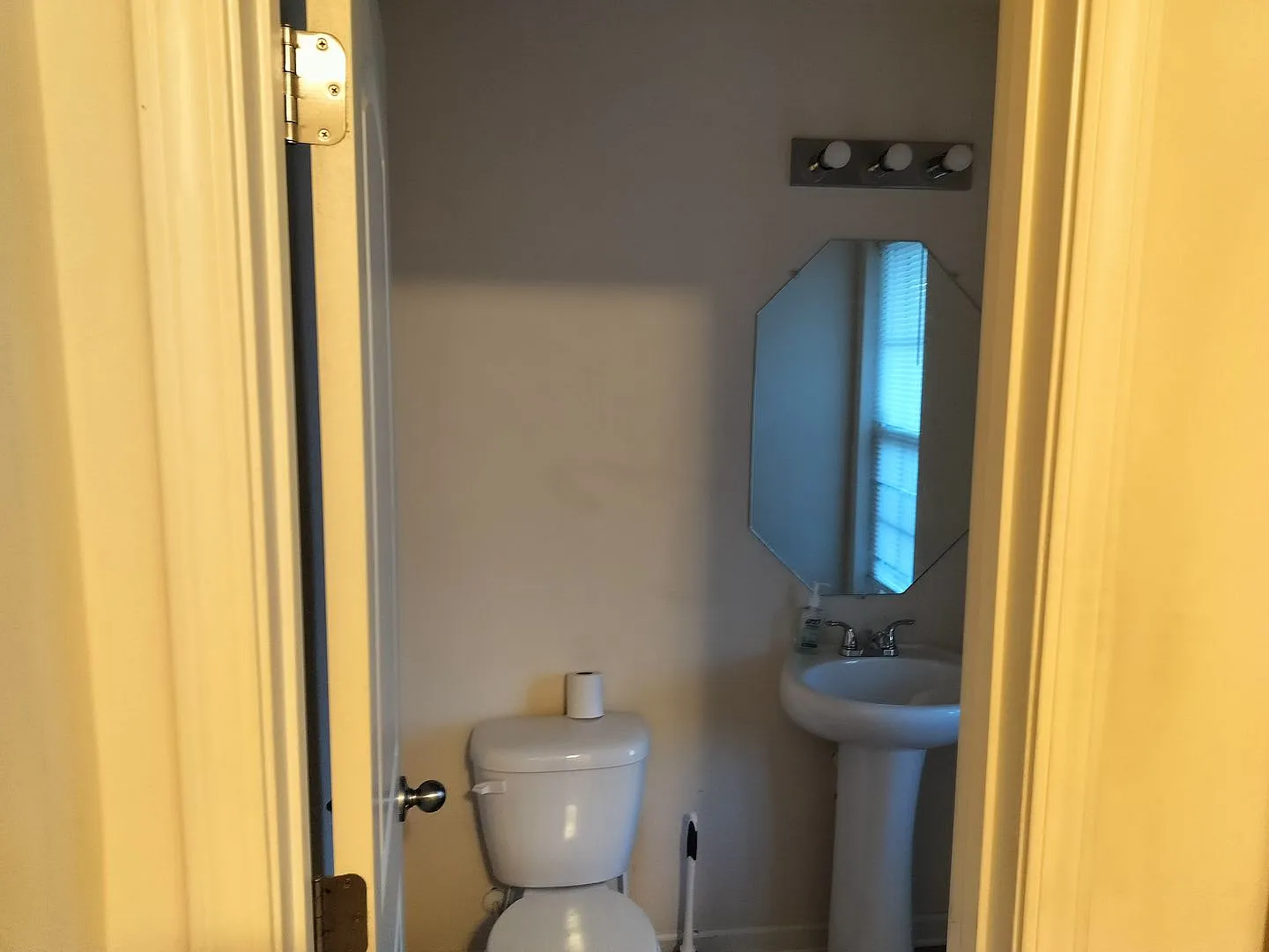 Space and Value — Photo 3