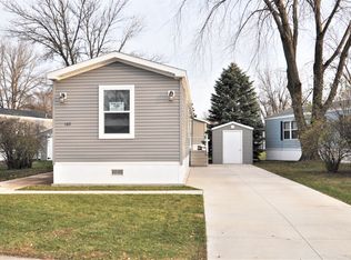 1317 Indigo Dr, Oshkosh, WI 54902
