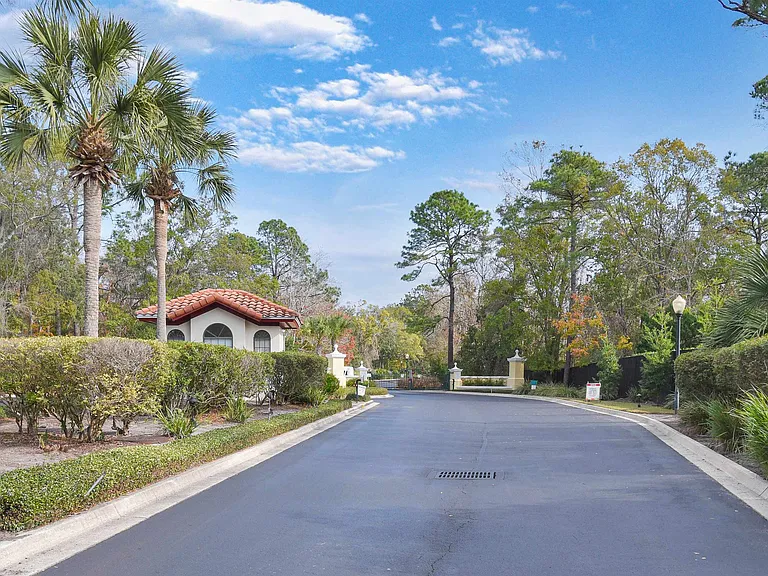 2231 Vista Cove Rd — Photo 4