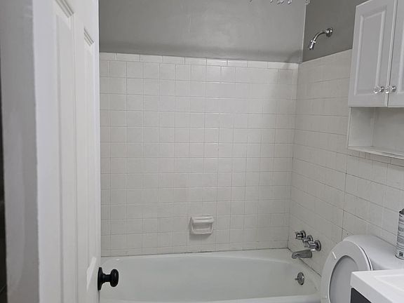 5th image of 2975 Edna Ln