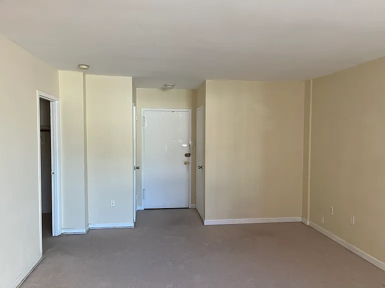 1121 Arlington Blvd #625 — Photo 5