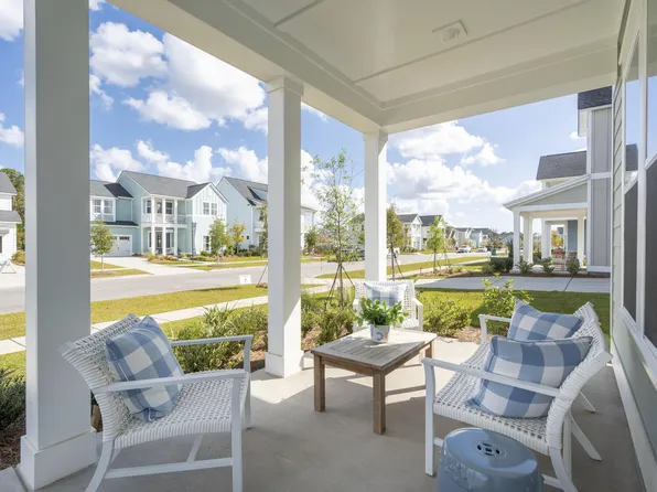 220 Callibluff Dr, Summerville, SC 29486