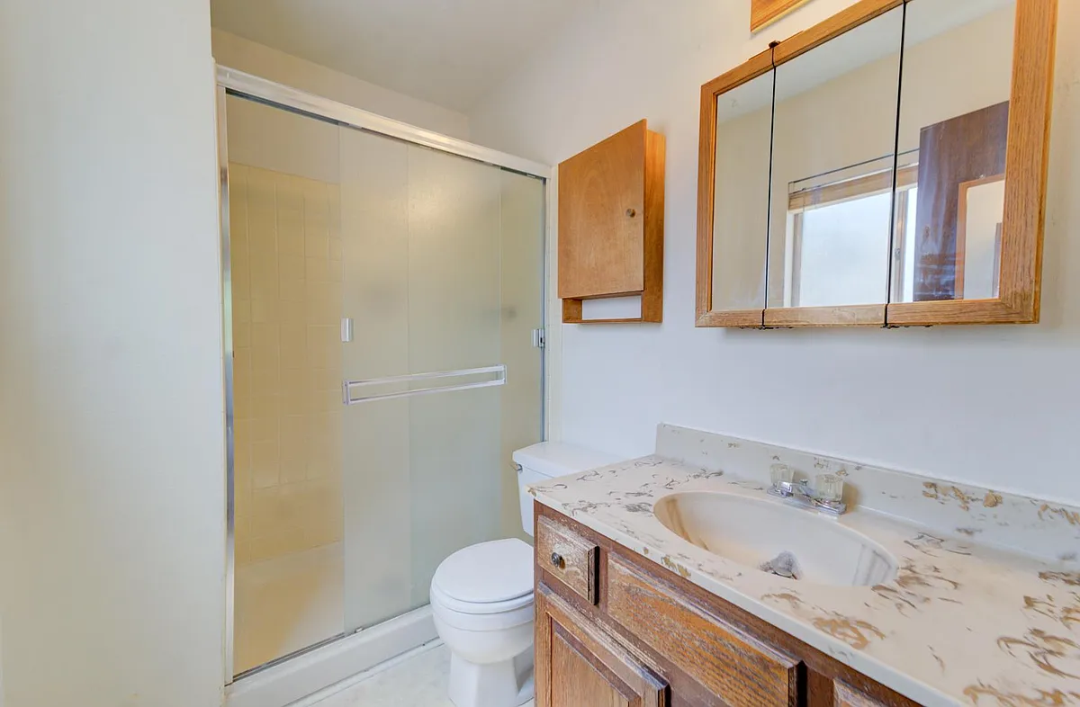 Building Photo - 3704 Leeds Cir