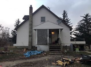 5200 Cade Rd, Capac, MI 48014