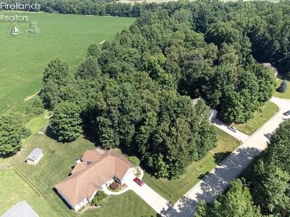 258 Stony Brook Ln, Wakeman, OH 44889