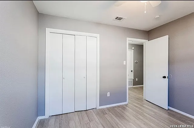 4900 E Stassney Ln — Photo 6