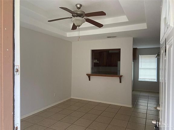2nd image of 3102 E Diamondhead Ave APT 4