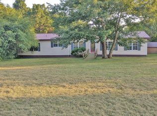 375 State Line Rd, Loretto, TN 38469