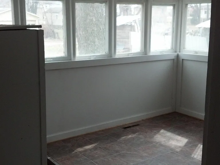 704 S 9th St — Photo 13