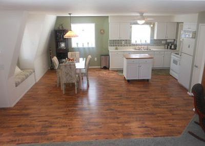 kitchen/dining