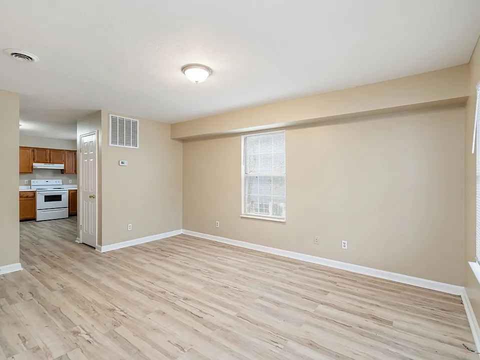 422 Cedar Ave #A
