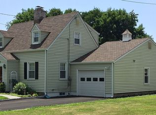 58 Arthur Pl, Stamford, CT 06906