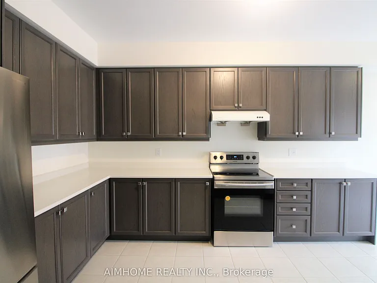 38 Foxberry Rd — Photo 18