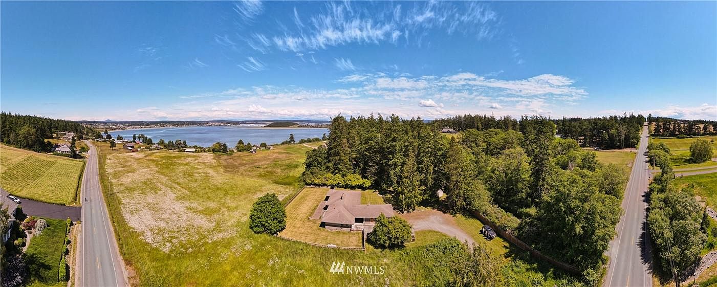 Oak Harbor, WA 98277