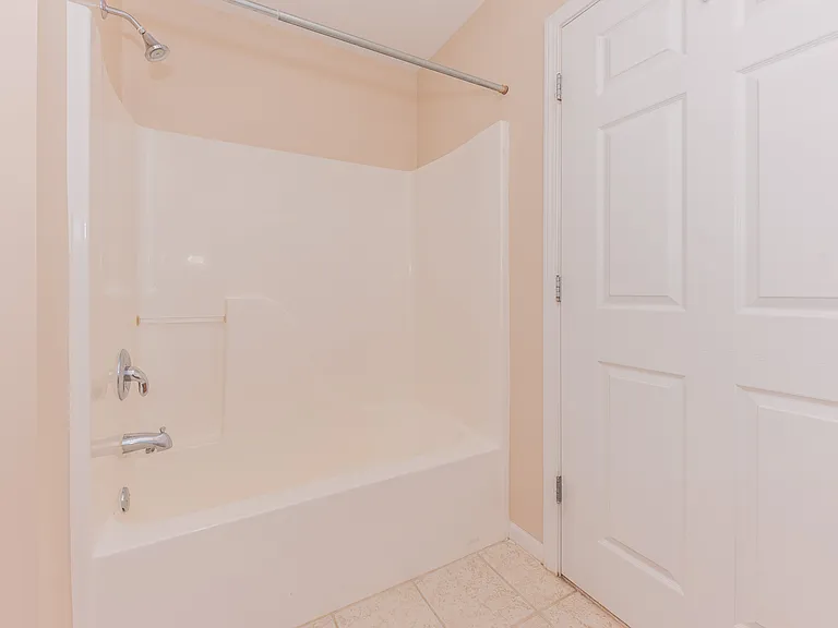 2211 S Main St #1 — Photo 23