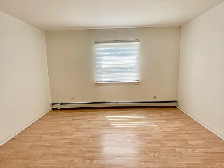 10037 S Walnut Ter #312 — Photo 8