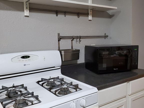 Kitchen - Gas Stove, New Microwave