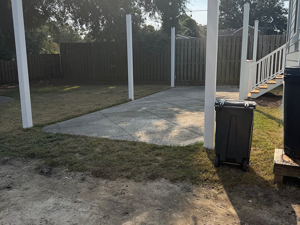 1st image of 1729 Halls Pond Rd