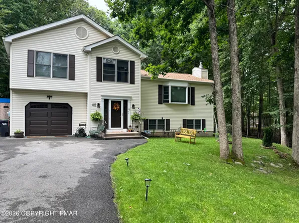 1169 Park Dr, East Stroudsburg, PA 18302