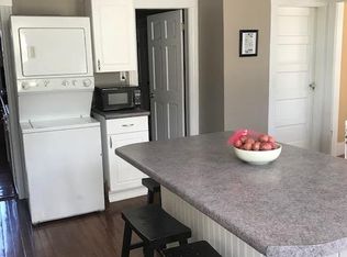 78 Hamilton St FLOOR 3, Worcester, MA 01604