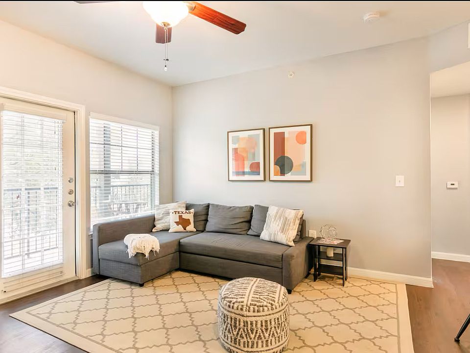 1st image of 2320 Gracy Farms Ln APT 928