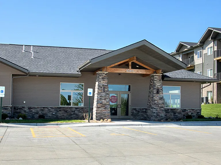 Front of clubhouse at Avenue 204.