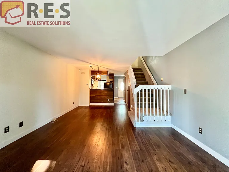 10104 W Dartmouth Ave — Photo 11