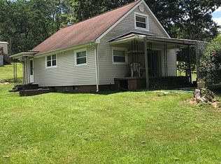 215 Elwood Ln, Crab Orchard, WV 25827