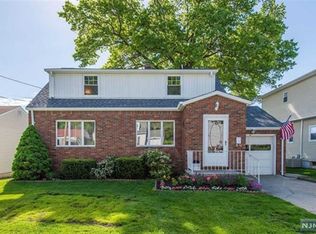 130 Beverly Hill Rd, Clifton, NJ 07012