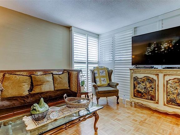 4th image of 1048 N Shore Dr NE Unit 2