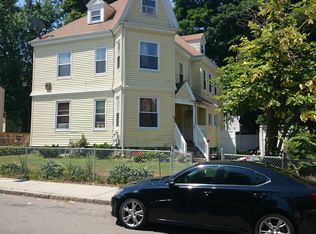 41 Peacevale Rd, Dorchester, MA 02124