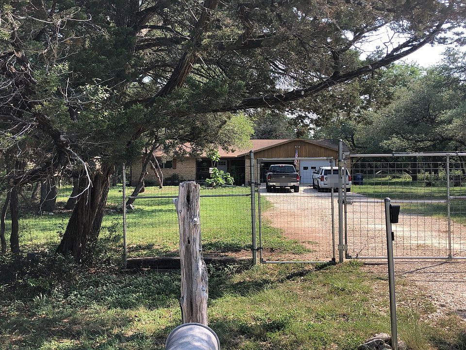 1st image of 2320 Cedar Grv