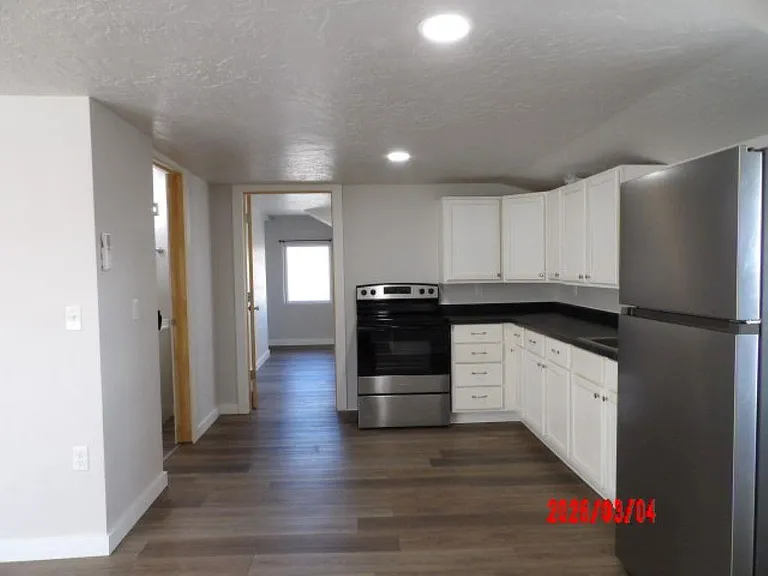 204 S Chestnut St #5 — Photo 4