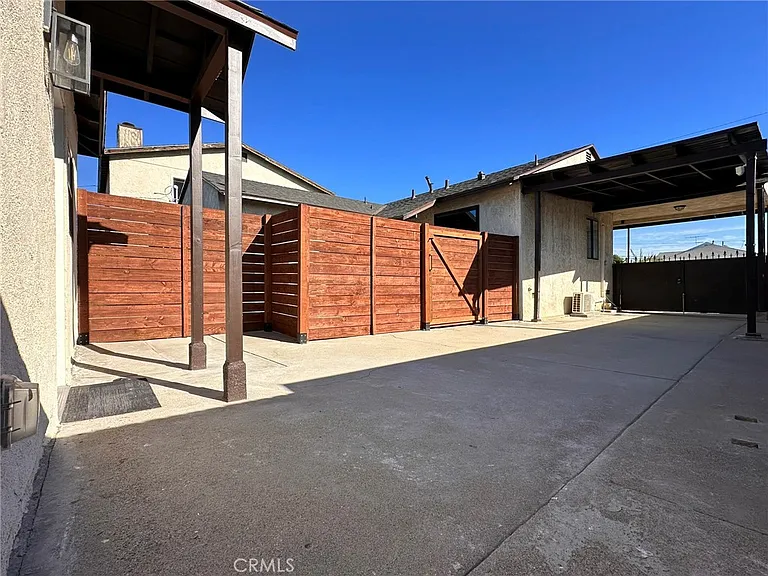 4125 Cutler Ave #A — Photo 3
